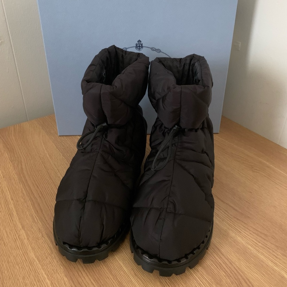 Prada Blow Quilted Nylon Snow Booties Nero - 37.5 - Picture 1 of 5